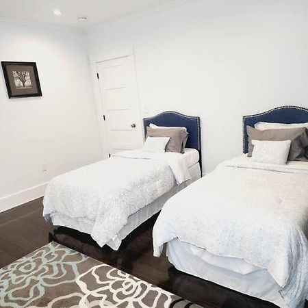 Charming And Comfortable! Medford Exterior foto
